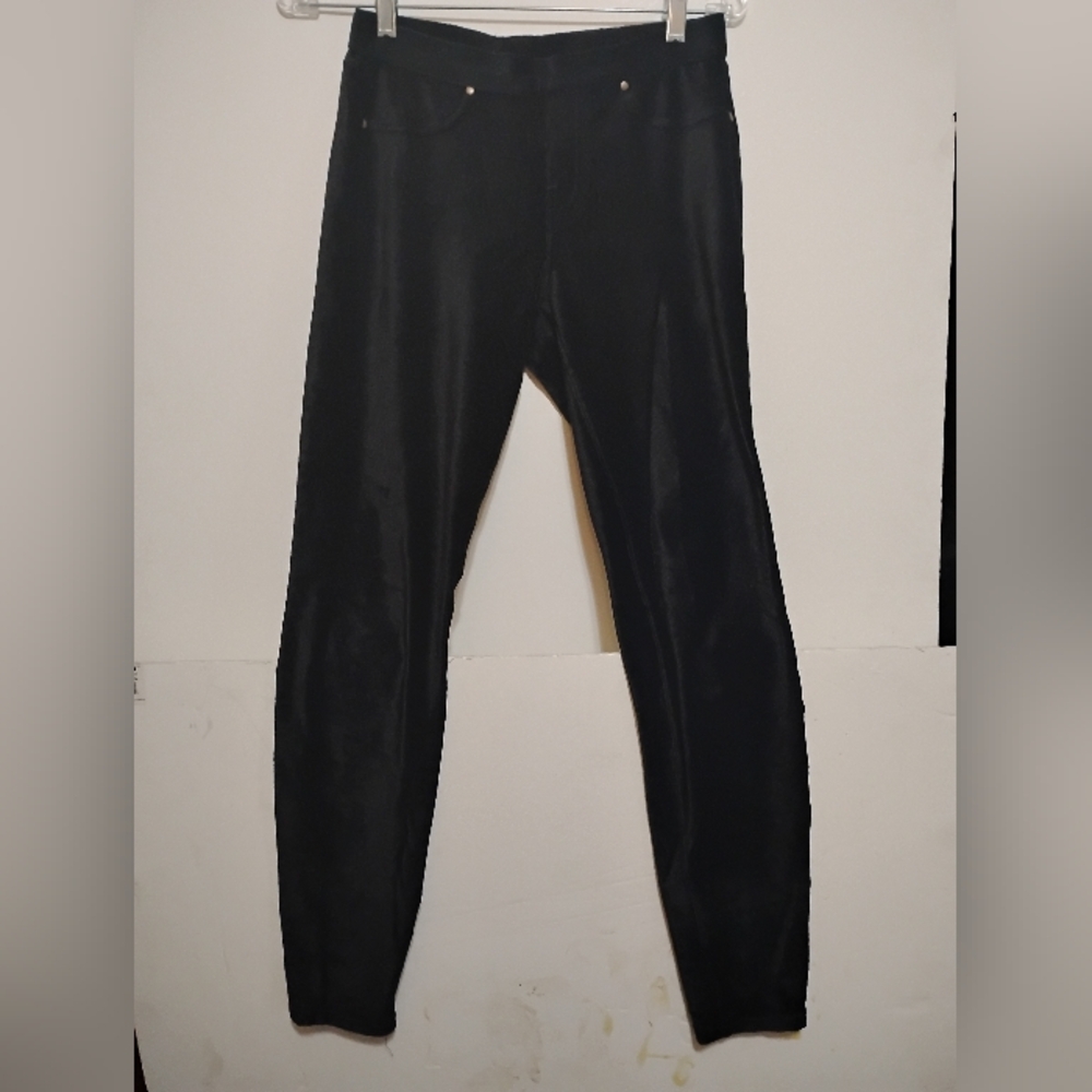 HUE Women's Black Jeggings Pull Up Stretchy No Fastener Soft Corduroy Shyny S